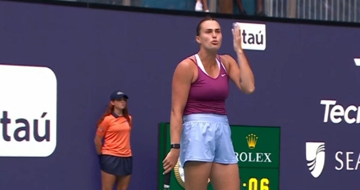 Sorana Cîrstea a dus-o la exasperare pe Aryna Sabalenka în timpul meciului de la Miami! Gesturile care i-au trădat frustrarea bielorusei | FOTO