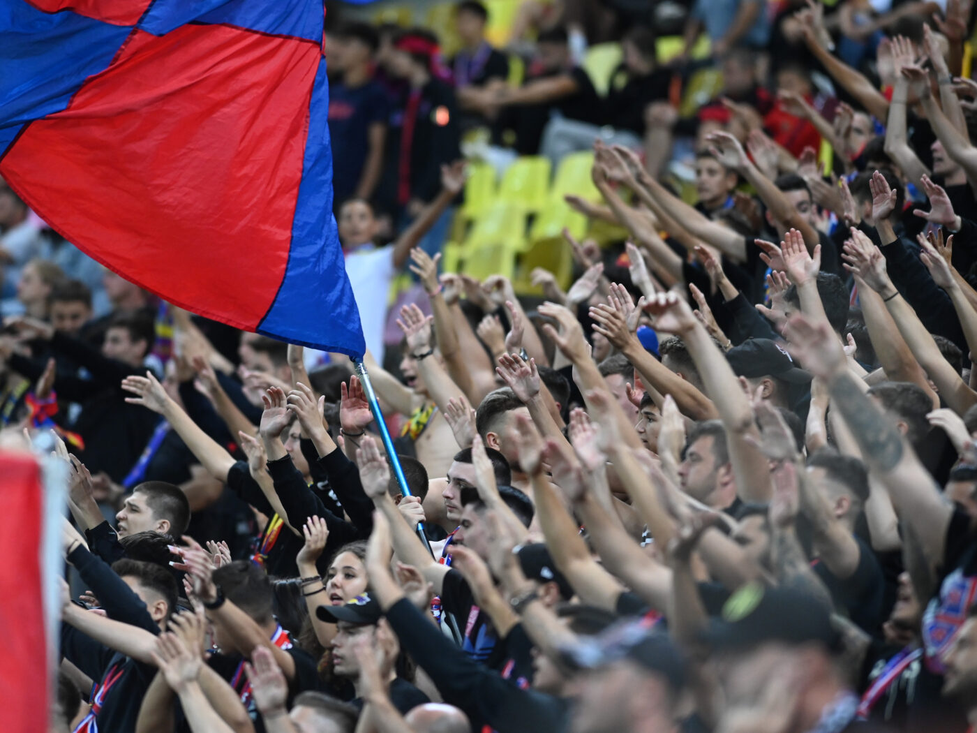 Cifrele nu mint: FCSB, fie că este Steaua sau nu, este cea mai urmărită echipă din Superliga! Număr uriaș de spectatori în ultimele 8 sezoane