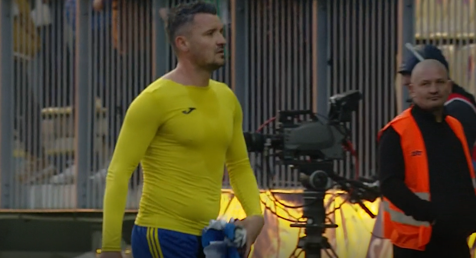 Constantin Budescu, apărat după ce a fost pus a zid pentru kilogramele în plus. „A stat foarte mult timp! Poate e mai pofticios!” Ce sfaturi a primit vedeta de la Petrolul