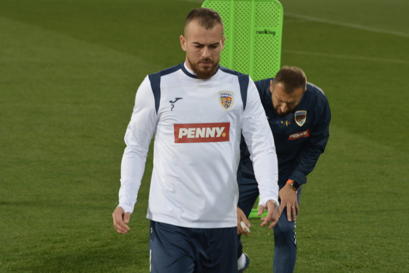 Denis Alibec a înscris în Andorra – România, dar atacantul Farului e criticat dur. „În loc să dea cu stângul la poartă, dă cu călcâiul! Bătaie de joc!”