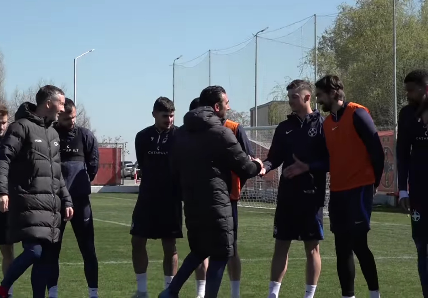 Elias Charalambous a fost adus „principal” la FCSB, dar alții vor lua decizii peste antrenorul cipriot. „E A5! Ce e de plâns aici?”