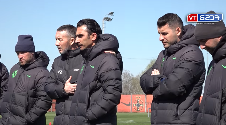 Elias Charalambous, noul antrenor al lui FCSB, ironizat după ce a semnat contractul. „Deja e mai implicat ca Strizu. Știi ce bine aruncă mingea?”