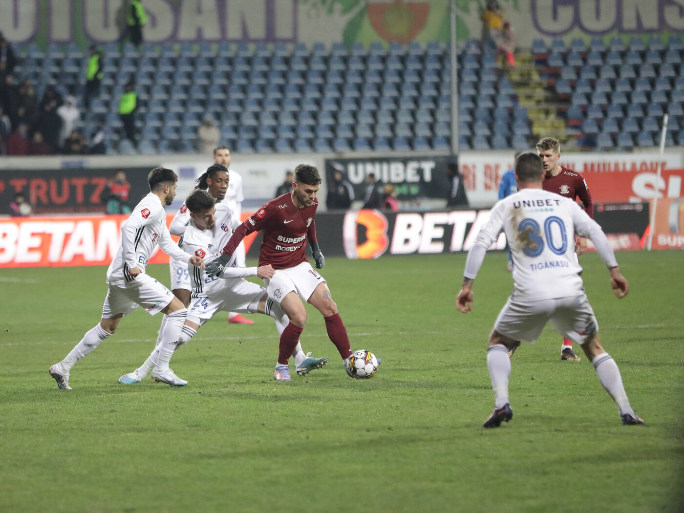 FC Botoșani – Rapid 0-0, Live Video Online în etapa a 18-a din Superliga. Moldovenii au ratat două ocazii mari în prima repriză!