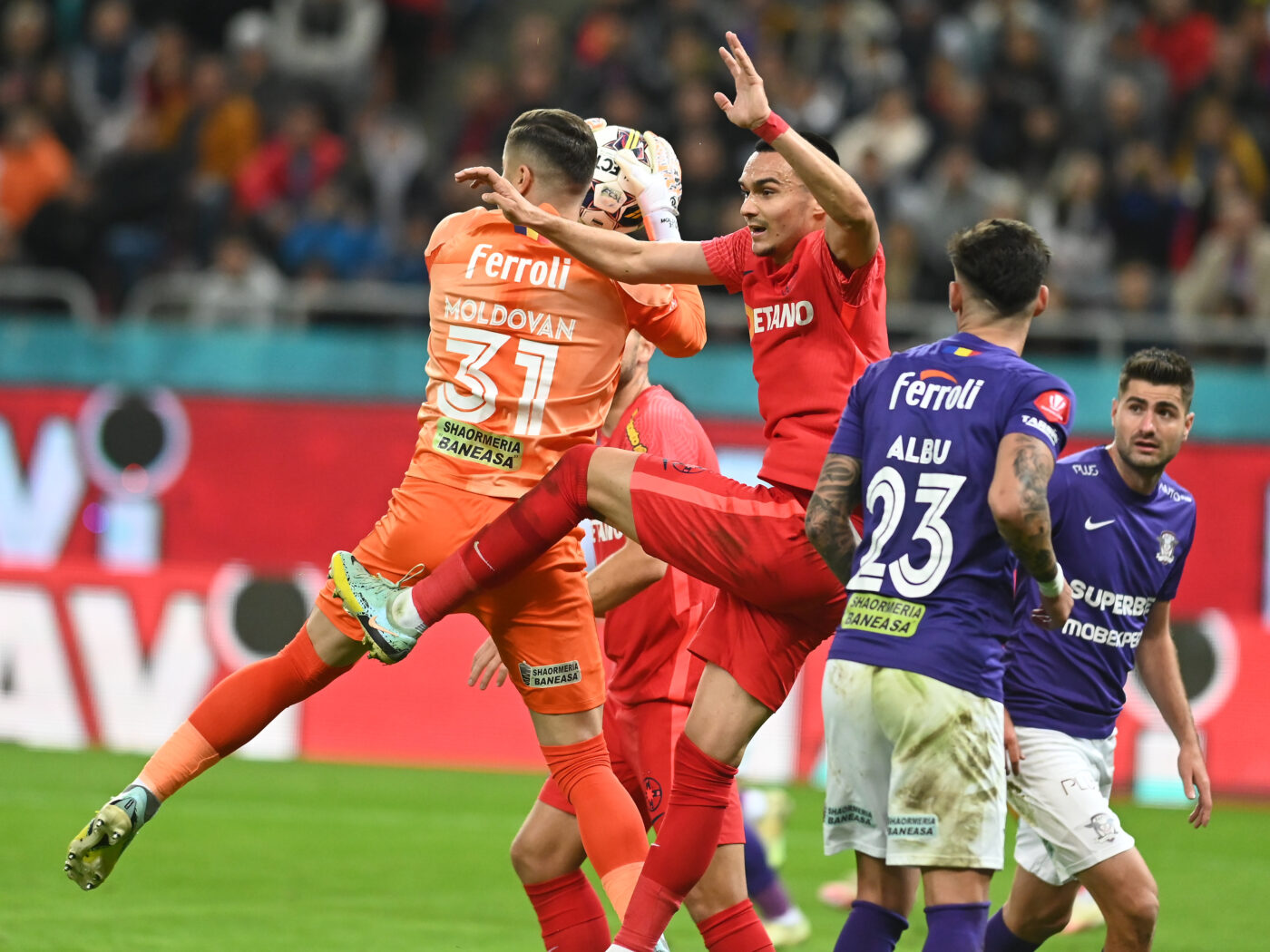 Gafă de proporții comisă de LPF! Se poate declanșa războiul între Rapid și FCSB | FOTO