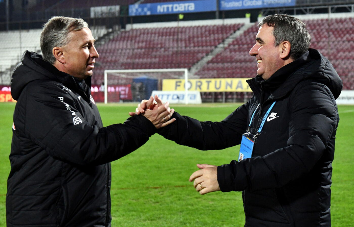 Fost coleg cu Gică Hagi și Dan Petrescu în Generația de Aur, a dat verdictul înainte de Farul Constanța – CFR Cluj: „E mai bună! Are un ascendent moral”