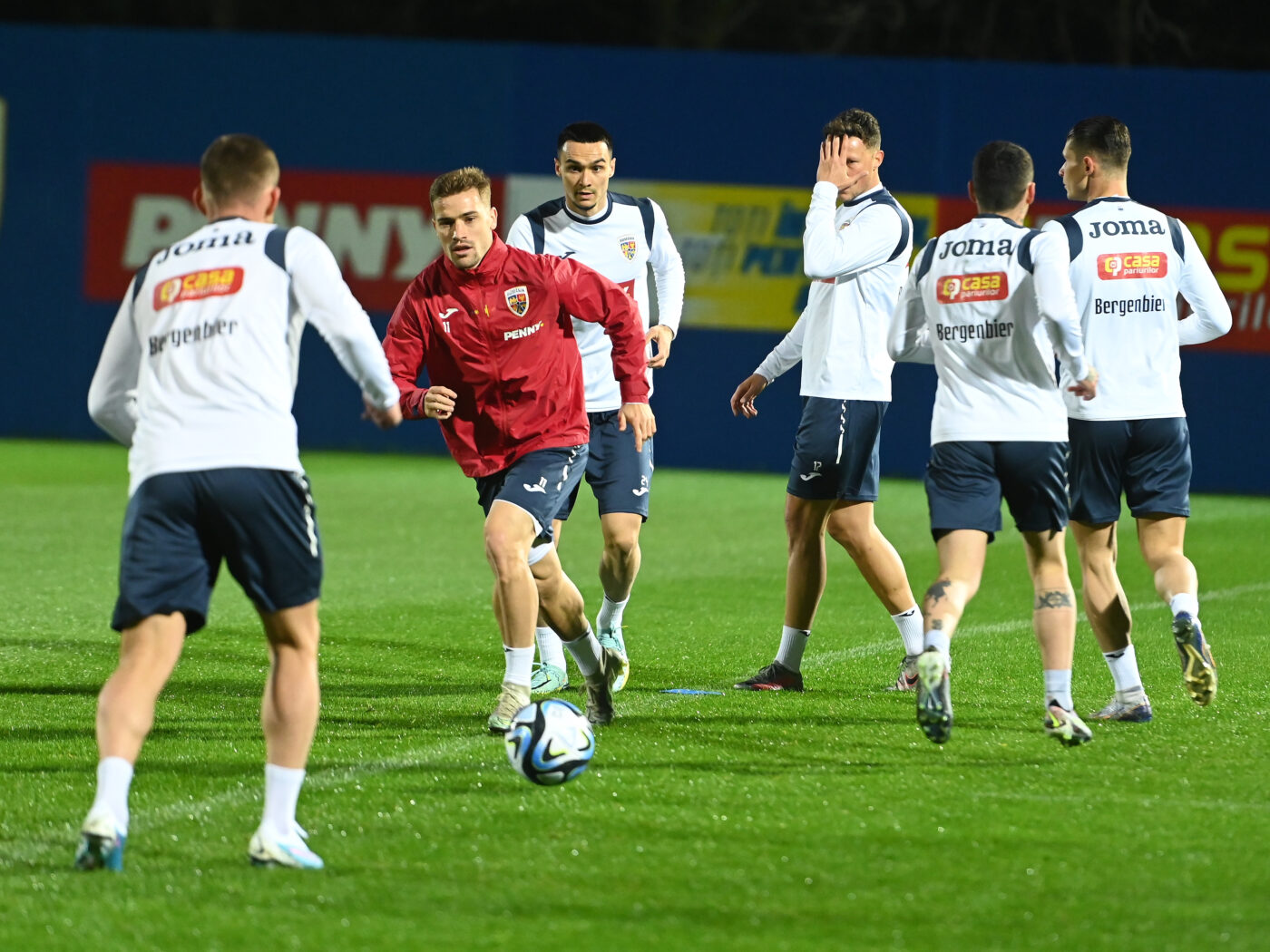 Gigi Becali se va enerva teribil! Jucătorul de la FCSB a fost convocat de Edi Iordănescu, dar n-a prins lotul pentru meciul România – Belarus