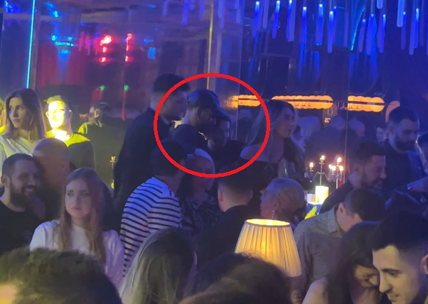 Asta e disciplina de la FCSB, sub conducerea lui Meme Stoica? Imaginile debandadei: Billel Omrani, plătit regește de Gigi Becali, are ruptură musculară și nu poate juca, dar petrece în cluburile de noapte ca un „titular” | FOTO & VIDEO EXCLUSIV