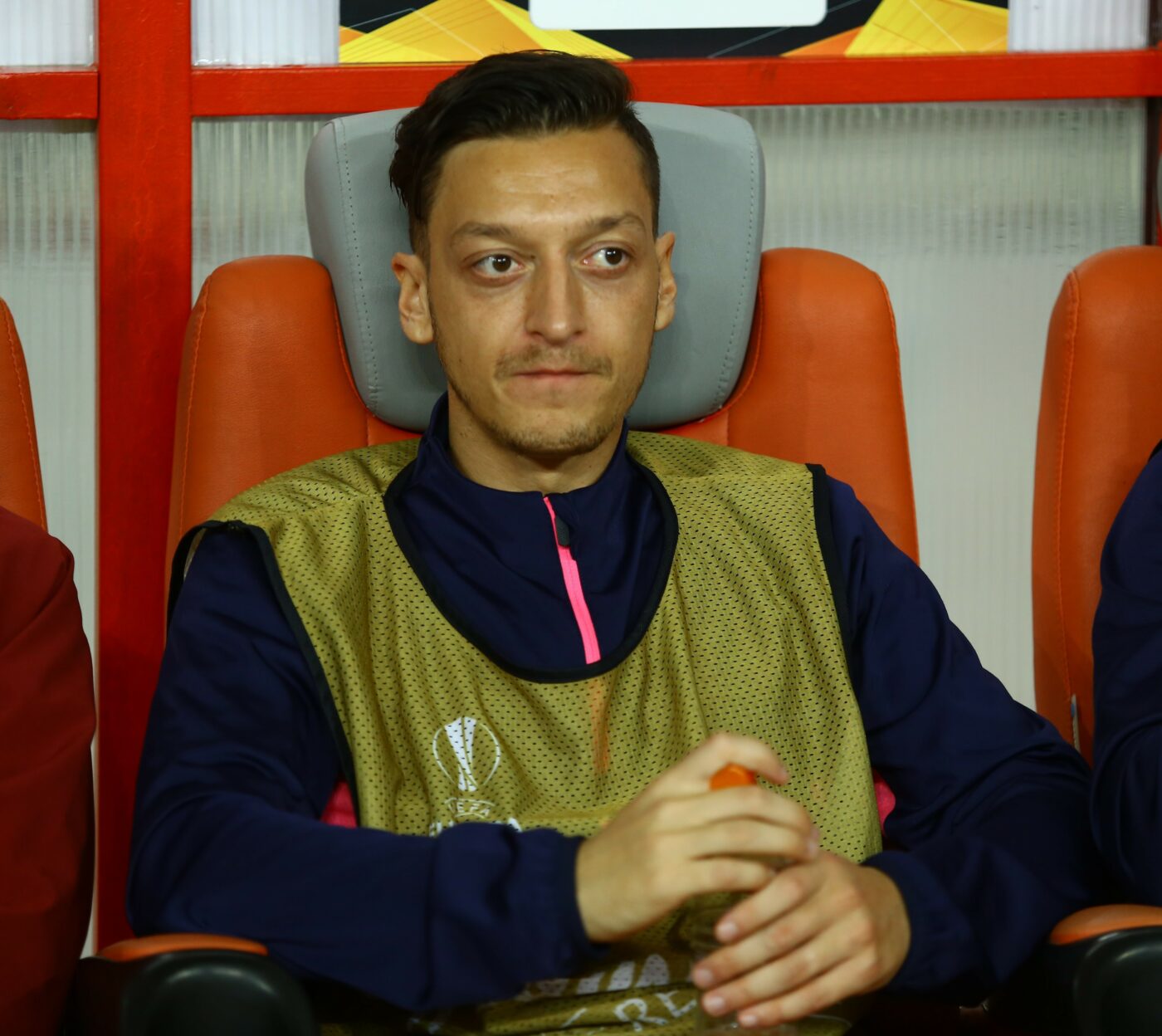 Fostul star al lui Real Madrid, Mesut Ozil, a fost la un pas să ajungă la FC Barcelona, dar a rămas dezgustat de catalani