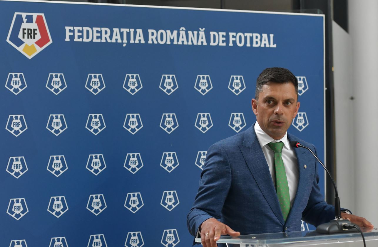 Ministrul Novak avertizează după decizia din cazul Sepsi – FC U Craiova: „O soluție tip balcanică. E foarte dureros, dăm liber la discriminare” | VIDEO