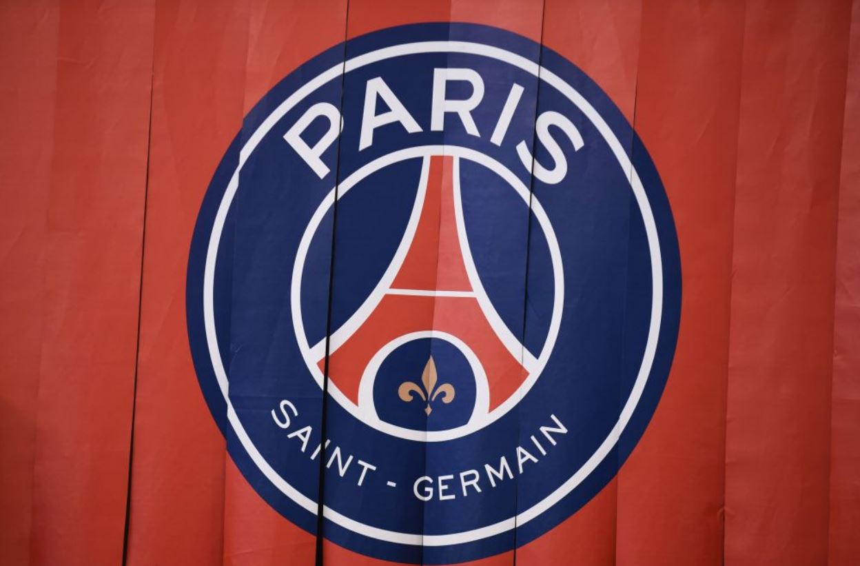PSG e disperată să-și repare greșeala din vara trecută! Parizienii dau un sac de bani pe mijlocașul plecat liber de contract