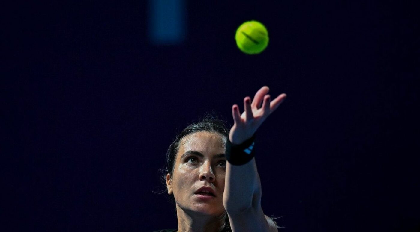 Dovada că ProSport a spus adevărul în cazul Gabriela Ruse și că sportiva, sub presiunea federației și a colegelor, probabil, a încercat să denatureze realitatea! Ascultă interviul cu jucătoarea noastră în timp ce își anunță retragerea și vorbește despre tensiunea din vestiar! | AUDIO EXCLUSIV