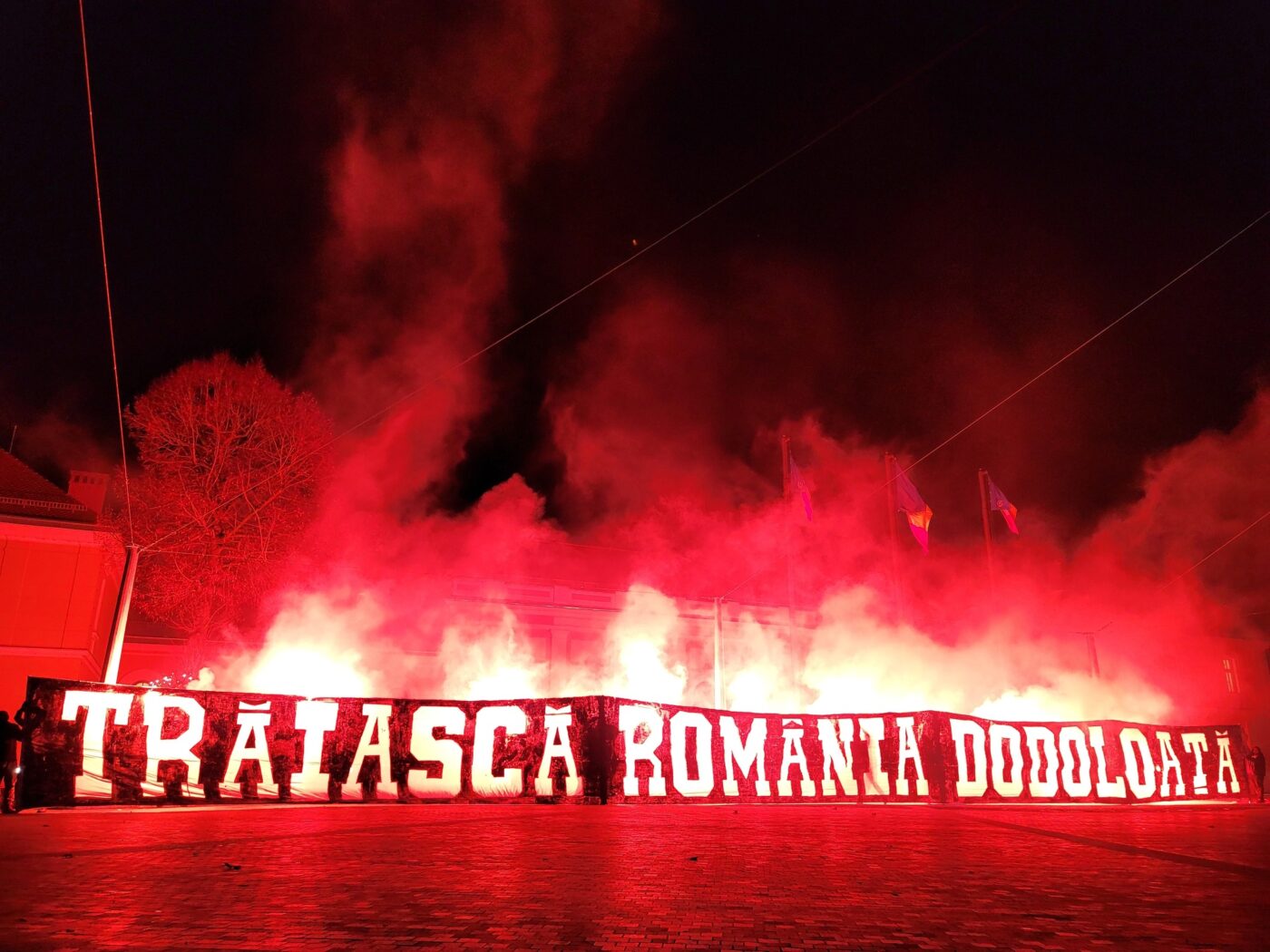 Reacția ultrașilor români după ce naționala maghiară a primit acordul de a folosi harta Ungariei Mari! „Decizie șocantă și revizionistă” Mesaj ferm pentru FRF și politicieni