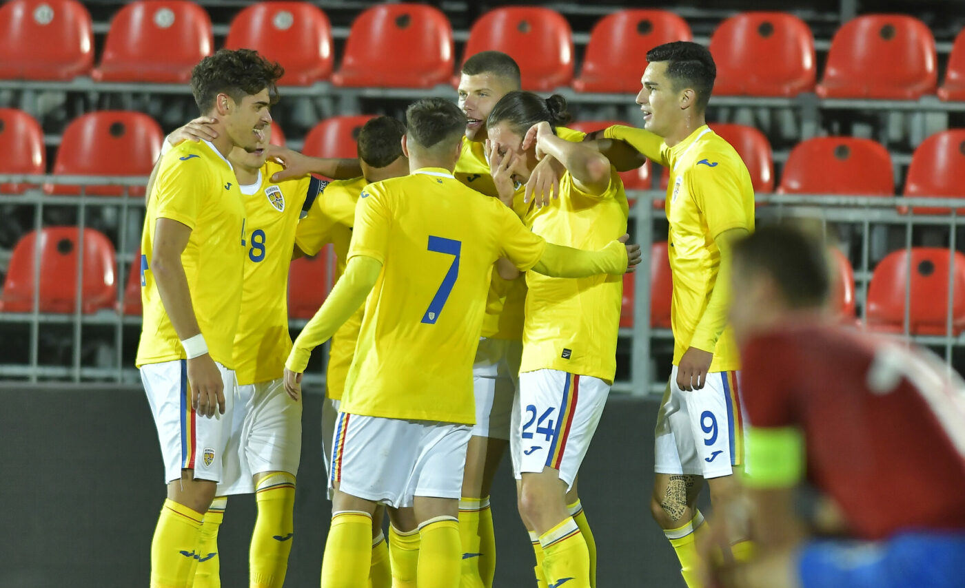 România a mai pierdut un jucător de viitor! Fundașul lui AC Milan a ales să reprezinte Italia