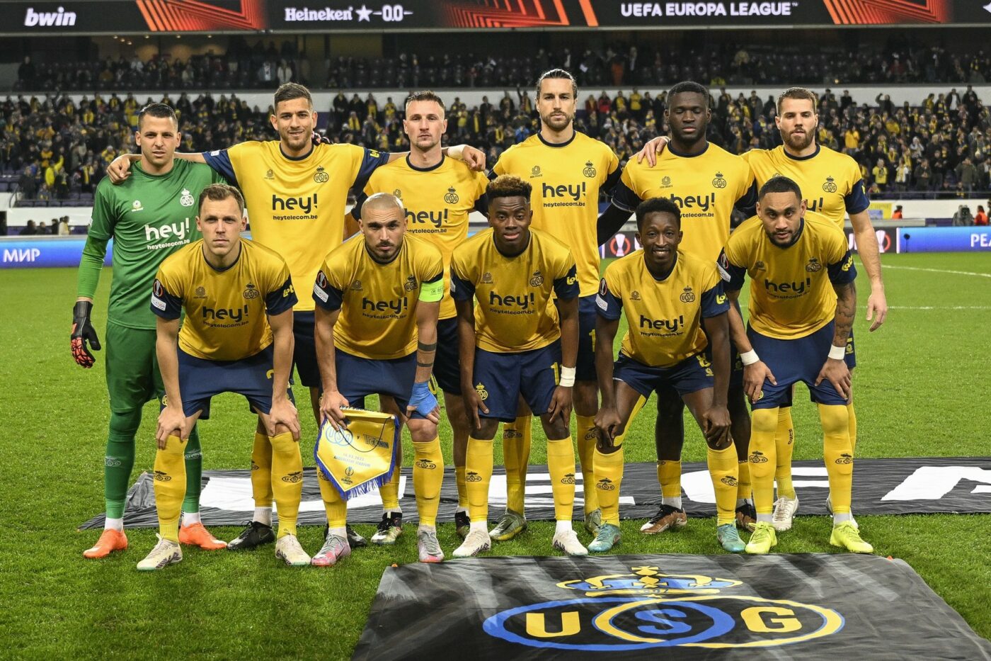 S-a scris deja cea mai frumoasă poveste europeană a sezonului! Acum doi ani jucau în liga a doua, iar acum se bat cu granzii Europei. Vedetele vin din Malta și Luxemburg, iar tot lotul este sub golgheterul Lewandowski