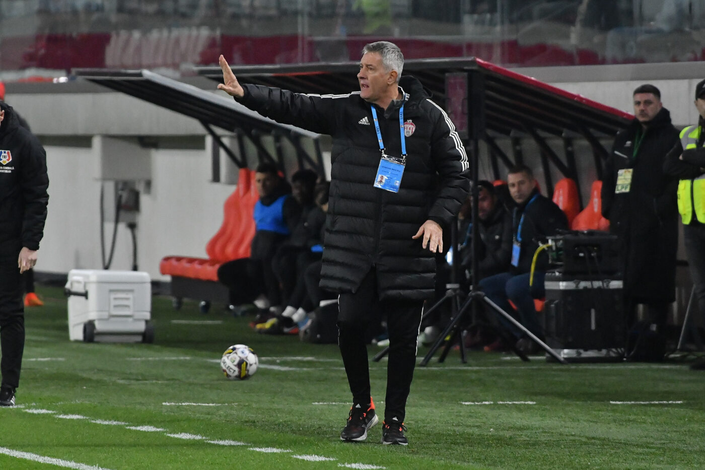 Cristiano Bergodi știe că Sepsi s-ar califica degeaba în play-off: „Locul 6 este departe, dar celelalte echipe au șanse”. Avertisment pentru FCSB: „Vom juca la victorie”