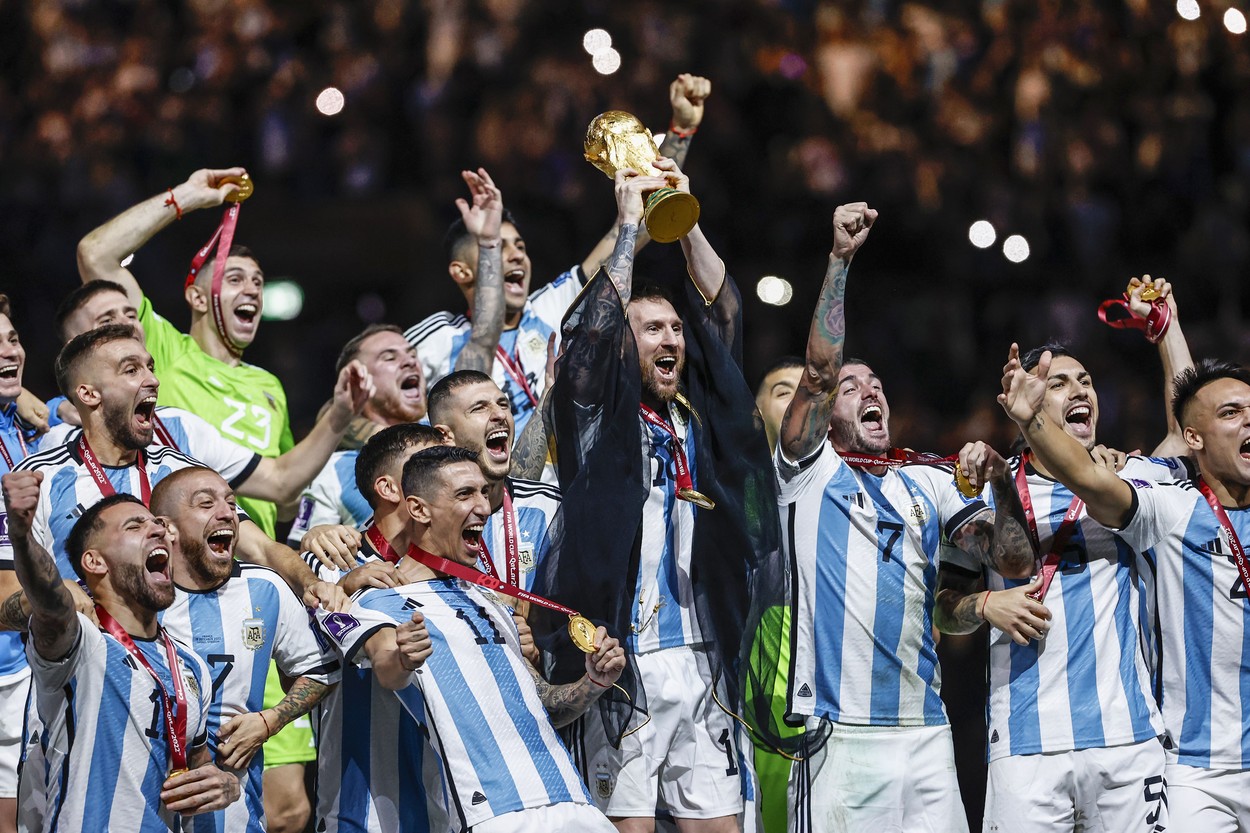 Scandal la selecționata „Pumelor”! A câștigat Campionatul Mondial cu Argentina, iar apoi și-a părăsit iubita pentru cea mai bună prietena | GALERIE FOTO