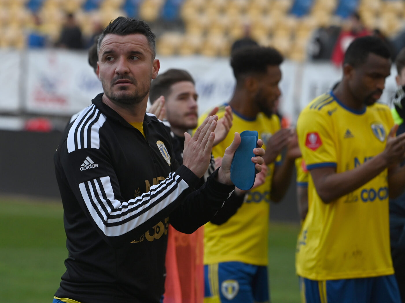 Se cere pensionarea lui Constantin Budescu după duelul Petrolul Ploiești – Universitatea Craiova: „N-ar trebui să i se mai permită să joace fotbal”
