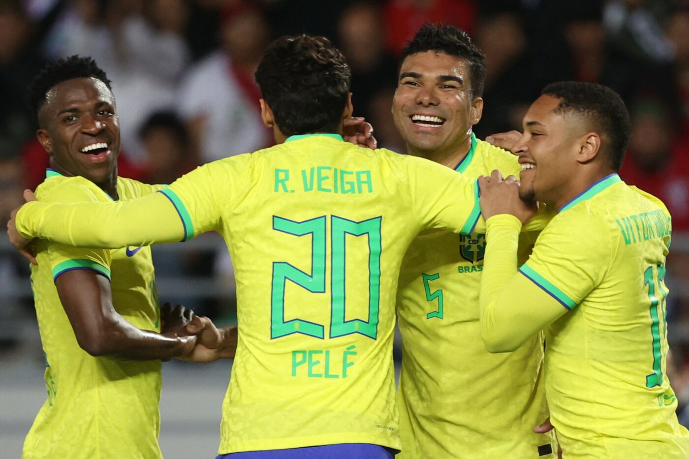 Naționala Braziliei, omagiu adus legendarului Pele la primul meci disputat după moartea lui „O Rei”! Cum au intrat fotbaliștii pe terenul de joc | FOTO