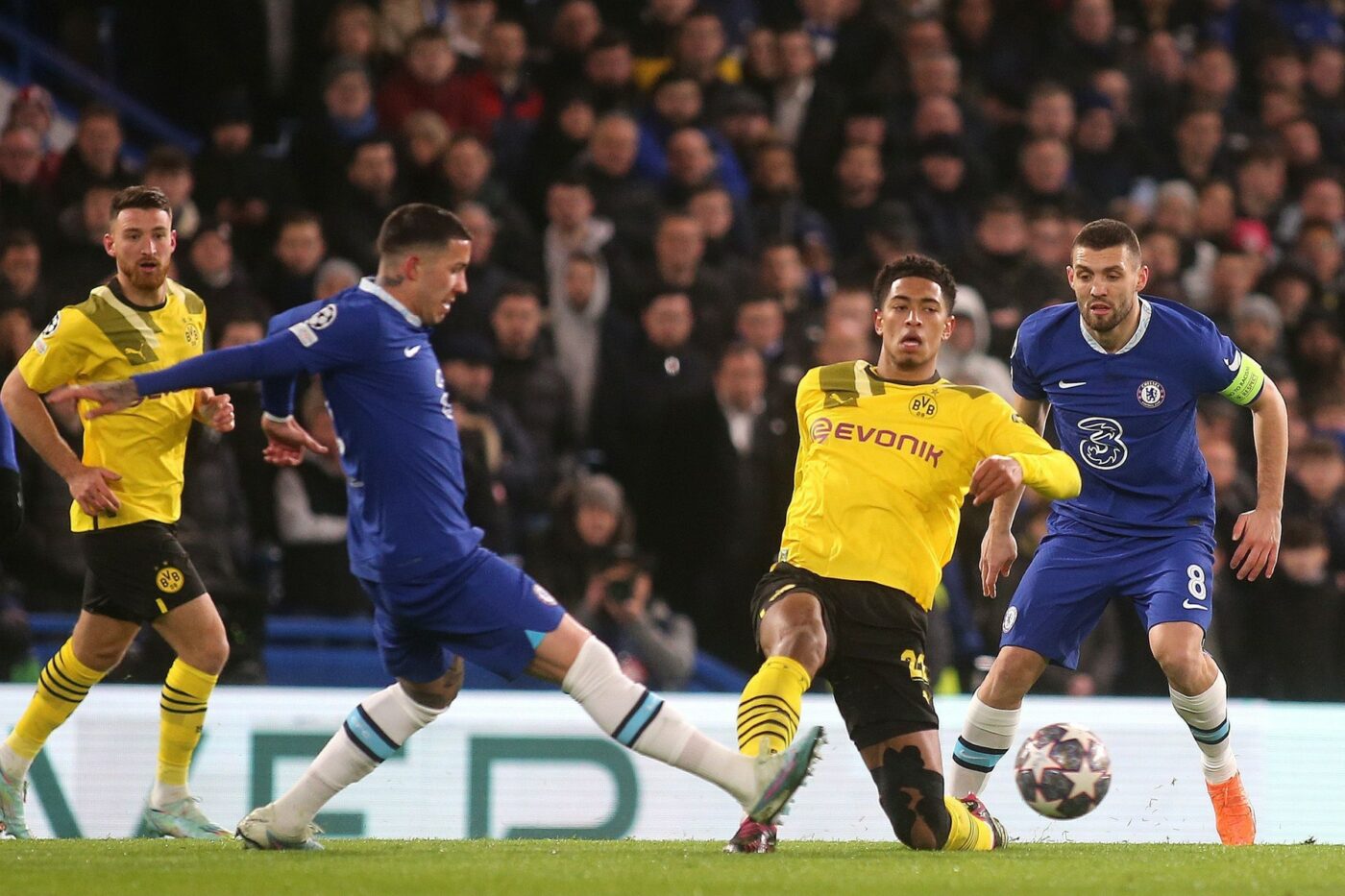 Meci nebun la Londra: Chelsea și Borussia Dortmund, luptă aprinsă pentru un loc în sferturile de finală din Liga Campionilor! Scor fluviu la Benfica – Brugge | Live Video Online