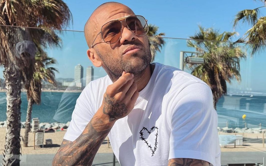 Lui Dani Alves îi merge de minune după gratii! Anchetat pentru agresiune sexuală și părăsit de soție, fotbalistul brazilian s-a apucat de afaceri la închisoare