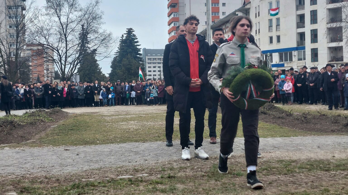 FK Miercurea Ciuc a sărbătorit, defilând de la stadion, Ziua Maghiarilor de Pretutindeni! Mesajul transmis de clubul harghitean