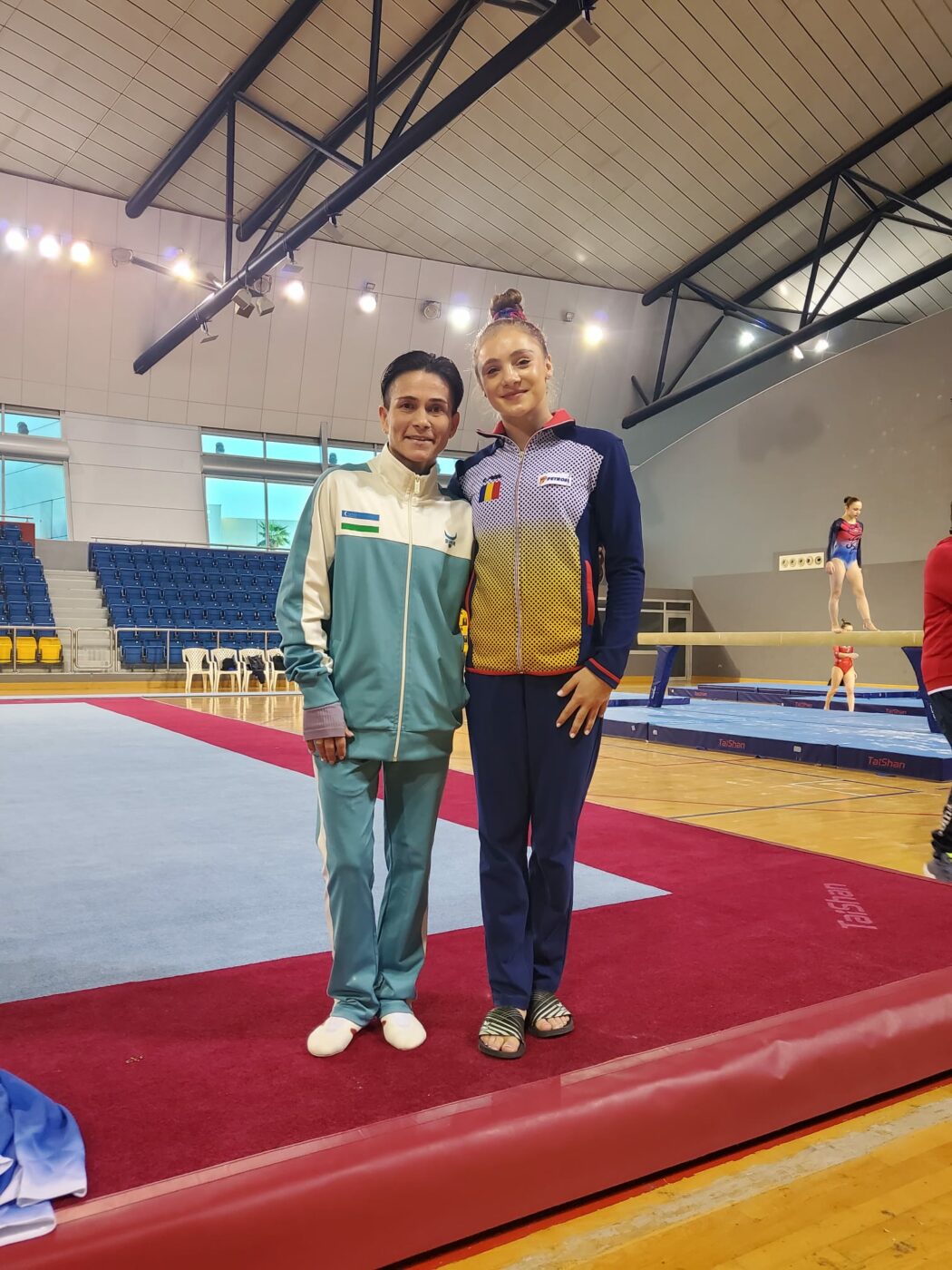 Strălucește în Qatar! Gimnasta Sabrina Voinea se află la prima ei competiție internațională de senioare! „Țintim cel puțin două medalii”