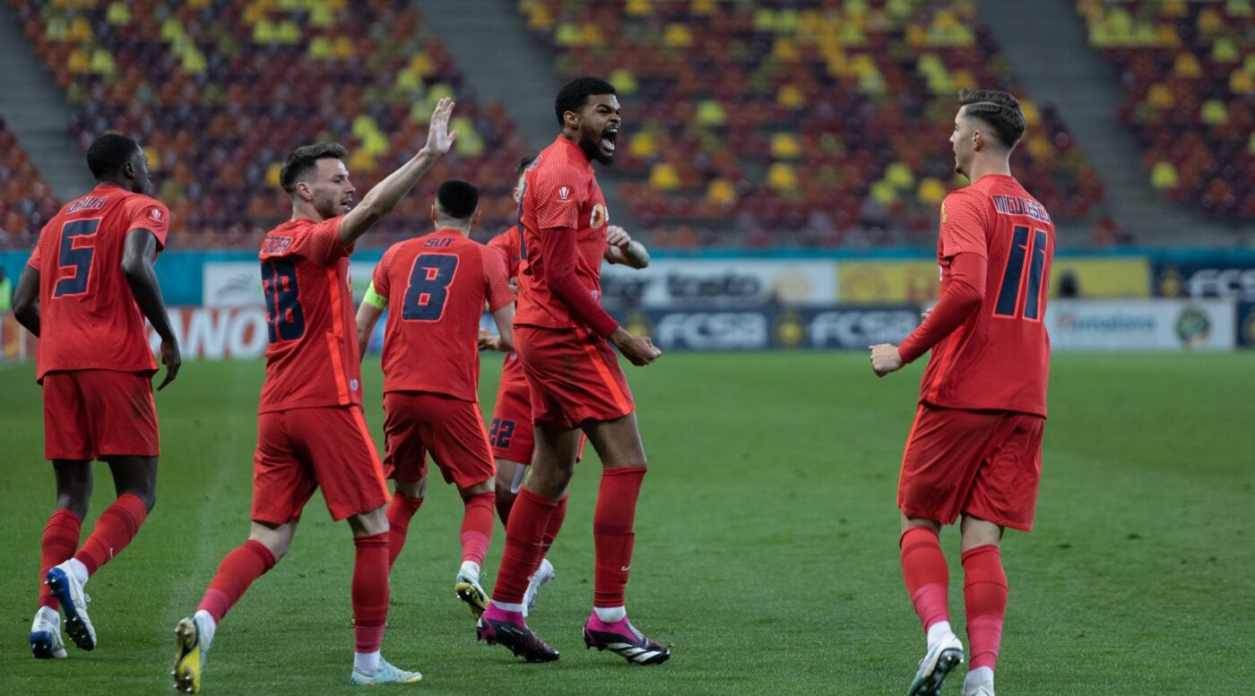 Dacă nu el, atunci cine? Malcom Edjouma și-a continuat sezonul perfect la meciul FCSB – Universitatea Craiova! S-a „răzbunat” la scurt timp după ce a fost avertizat pentru o simulare în careu