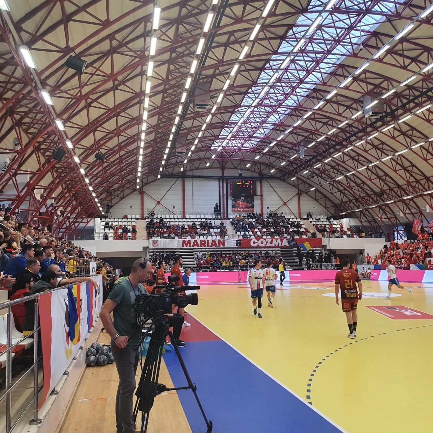 Momente jenante înaintea meciului de handbal masculin România – Insulele Feroe: imnul țării noastre a durat numai câteva secunde! Ce s-a întâmplat