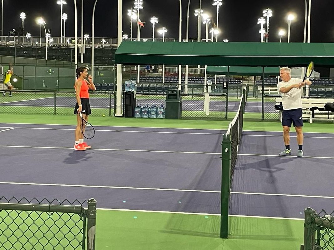 CORESPONDENȚĂ SPECIALĂ DE LA INDIAN WELLS | Antrenamentele Soranei Cîrstea desecretizate în California! Primele imagini cu avangardistul stil de pregătire impus de fostul câștigător de Grand Slam care o antrenează | EXCLUSIV FOTO&VIDEO