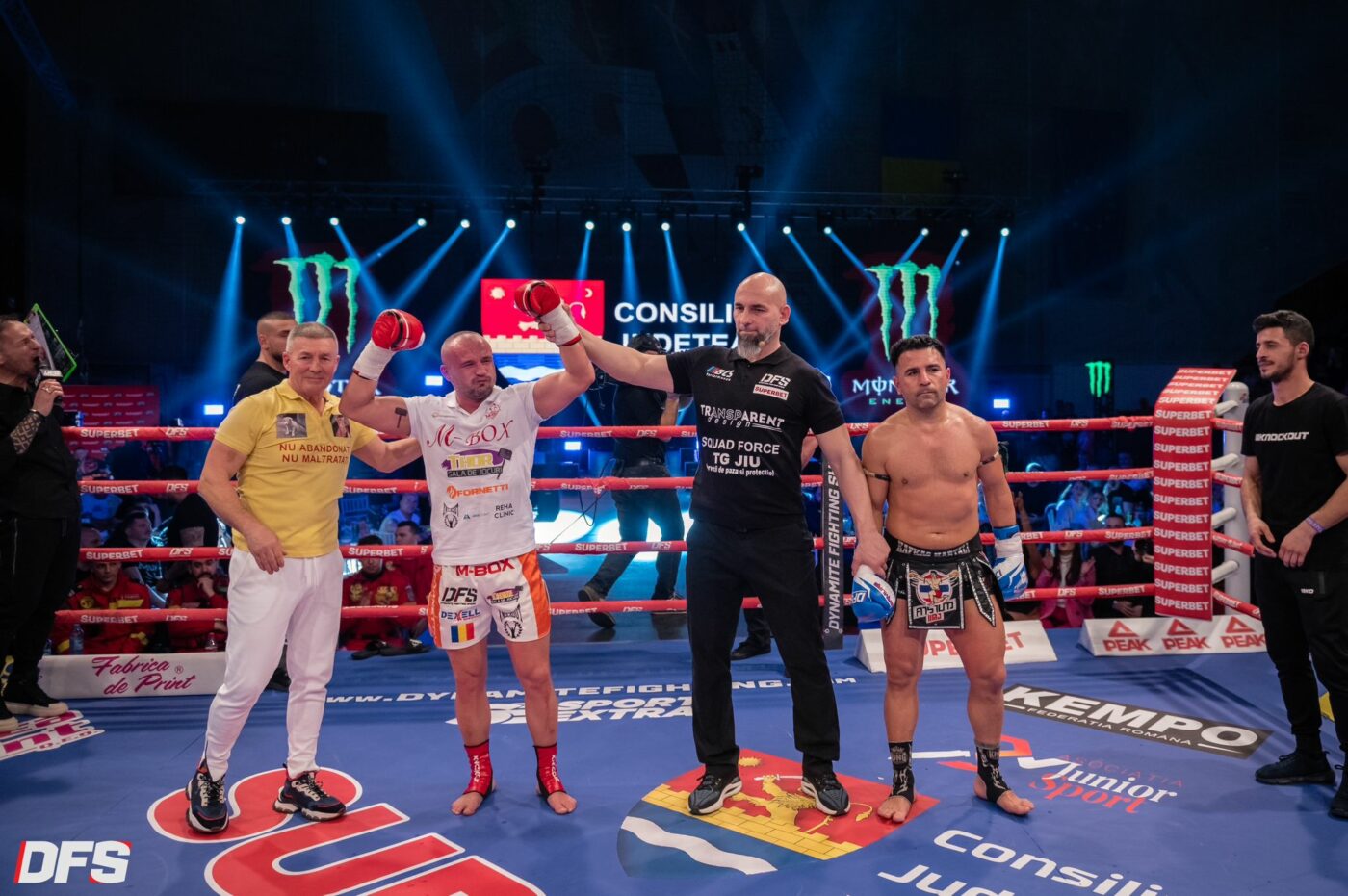 Spectacol total la Timișoara! Sala Sporturilor, plină până la refuz la Dynamite Fighting Show 18 | FOTO & VIDEO