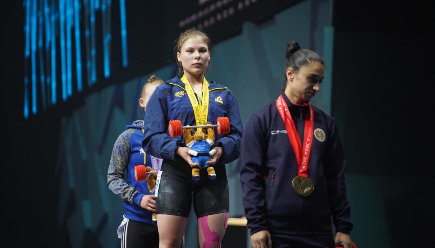 România face spectacol la Campionatele Europene de haltere de la Erevan! 11 medalii după două zile de concurs