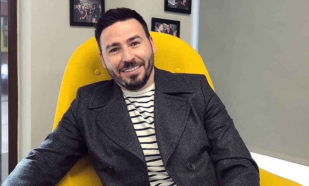 Ce schimbare radicală! Cândva un adevărat „Don Juan” al Capitalei și unul dintre cei mai apreciați fotbaliști români, Adrian Cristea are cu totul altă meserie acum. Cu ce a ajuns să se ocupe „Prințul”