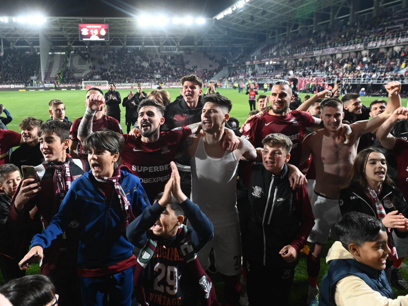 Avertisment pentru Rapid, din partea unui fost campion cu echipa din Giulești: „Cu lotul pe care îl au e cam greu să se bată la titlu la anul” | VIDEO EXCLUSIV ProSport Live