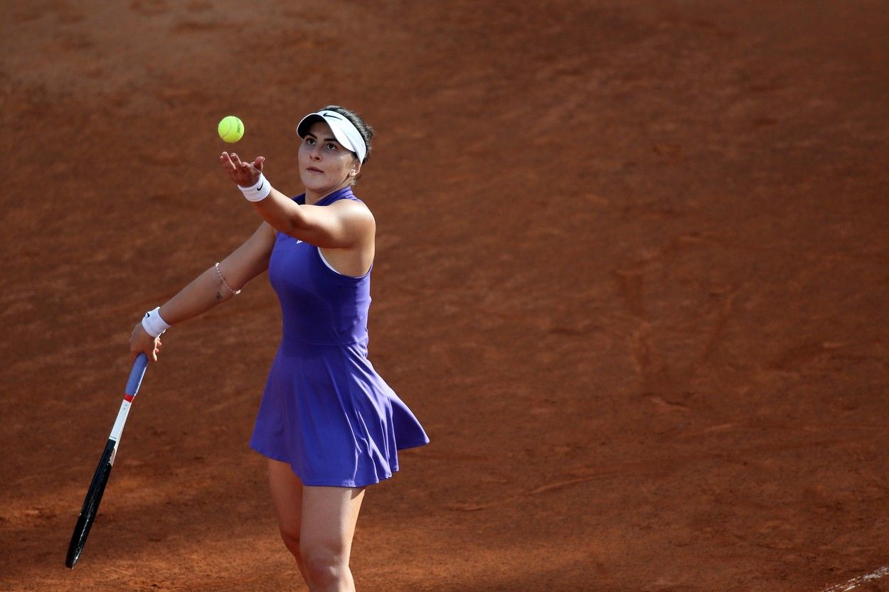 Bianca Andreescu a fost eliminată de la Madrid de o chinezoaică anonimă, care a reușit o revenire fantastică! Canadianca s-a întors pe teren, la doar o lună după o accidentare groaznică