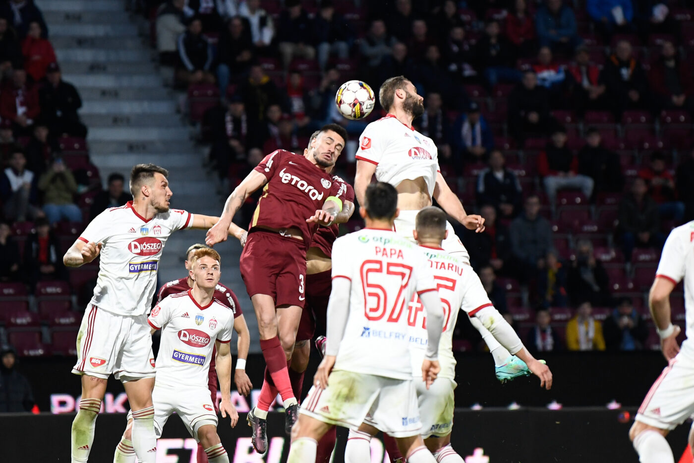 ANALIZĂ MARIUS AVRAM – ETAPA 4 DIN PLAYOFF | Trei argumente pentru penalty la Bîrligea în CFR Cluj – Sepsi! Cum s-a greșit la Univ. Craiova-Rapid