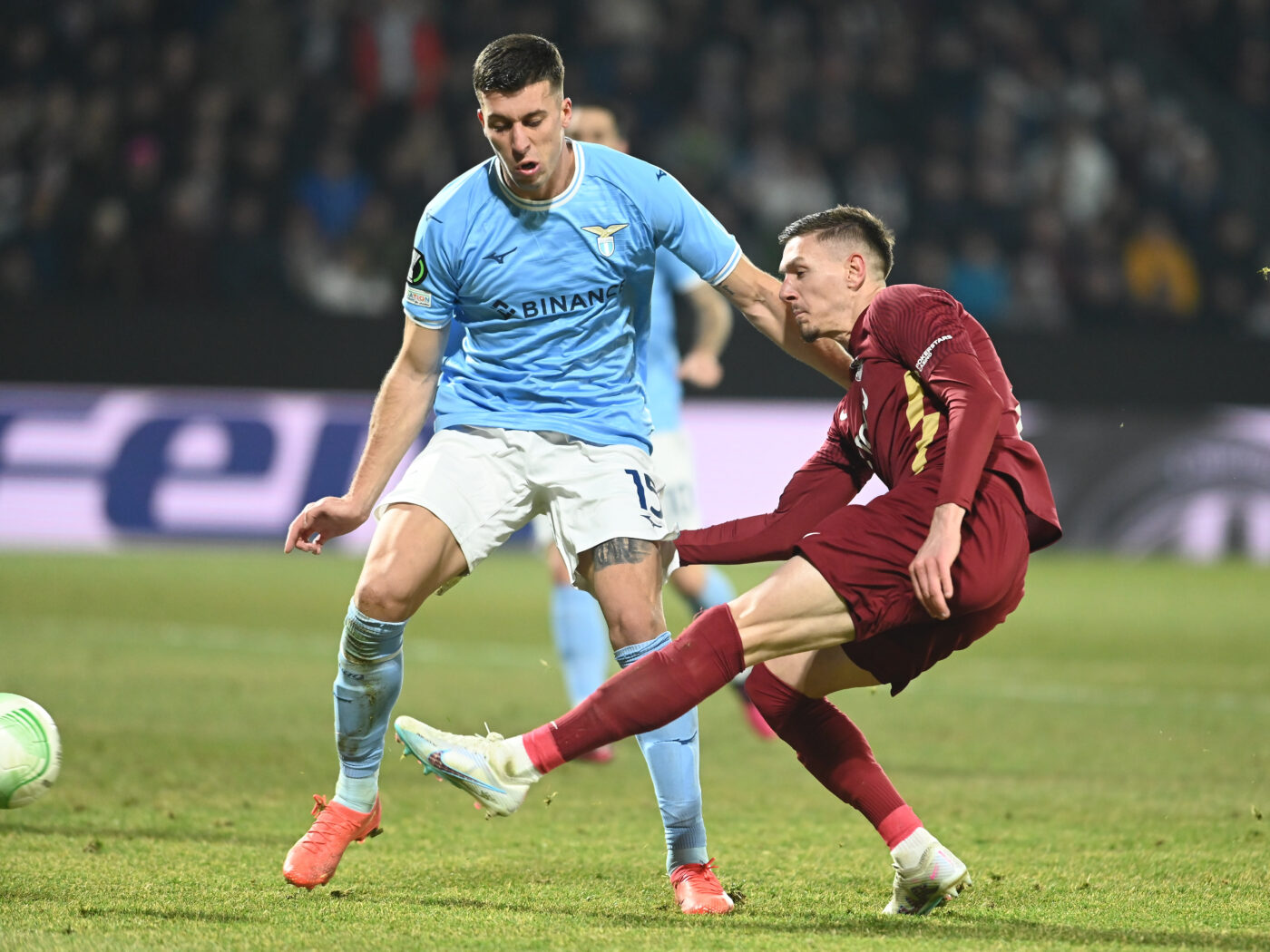 De ce n-a plătit CFR transferul lui Krasniqi. Ce așteaptă clujenii | SPECIAL