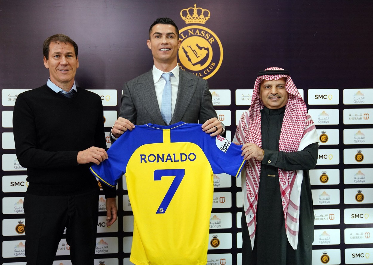 Cristiano Ronaldo, în mijlocul unui scandal imens în vestiarul lui Al Nassr! Antrenorul a fost dat afară imediat din această cauză