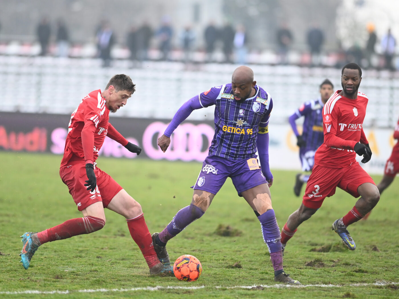 FC Botoșani – FC Argeș 1-0, în etapa a treia a play-out-ului din Superliga | Victorie la limită pentru moldoveni!