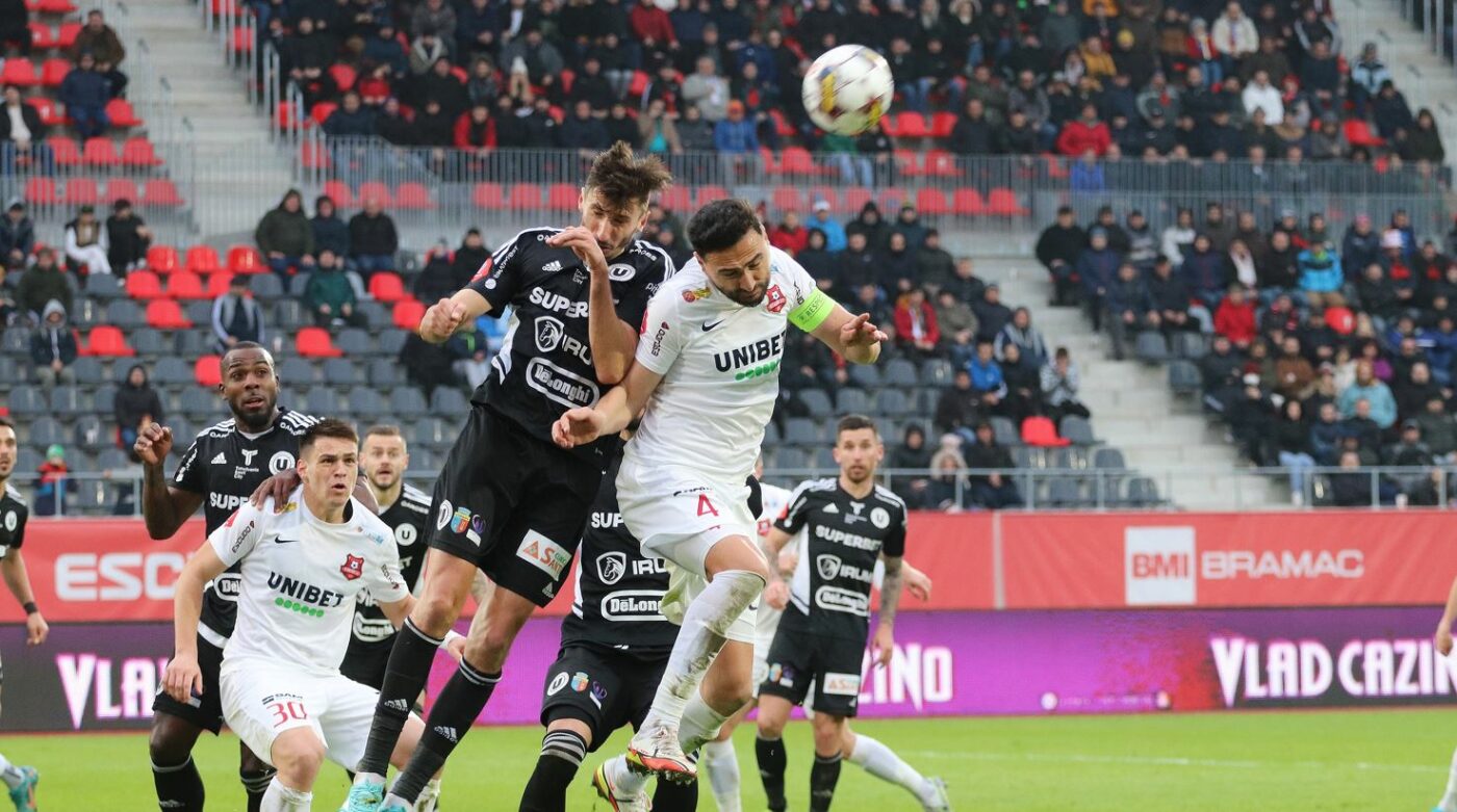 FC Hermannstadt – U Cluj 1-0, Live Video Online, în sferturile Cupei României. Alhassan a stabilit scorul pauzei cu o lovitură splendidă de cap