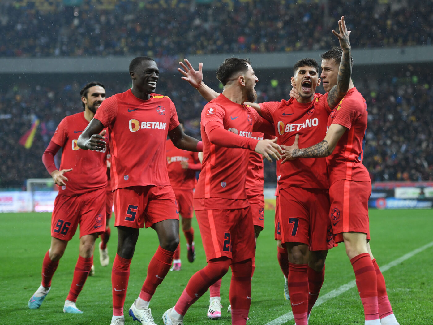 FCSB – Farul Constanța 2-1, în etapa a 4-a din play-off-ul Superligii. Victorie imensă pentru roș-albaștri, care relansează lupta la titlu!