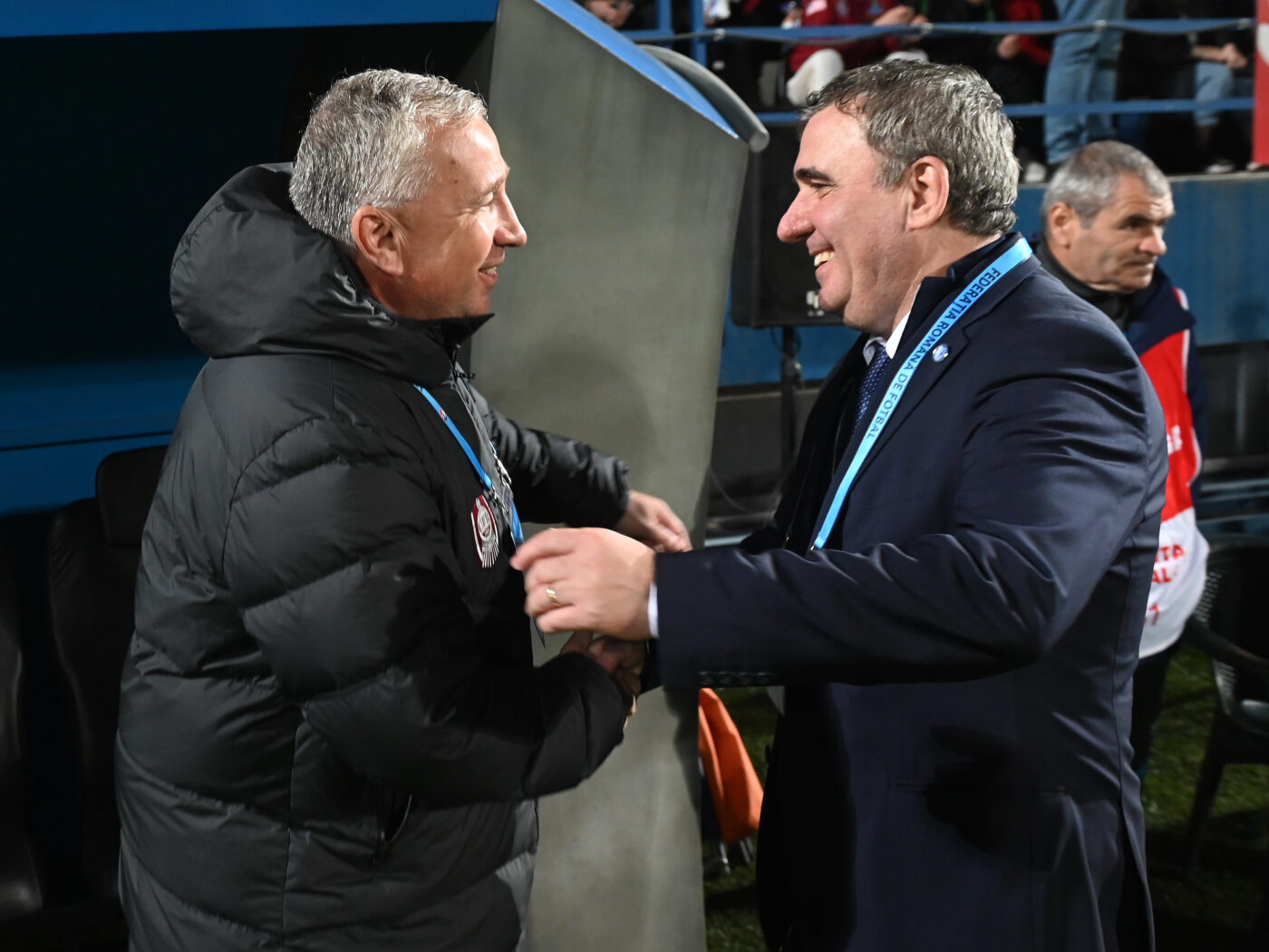 Gică Hagi a luat o decizie incredibilă, ca într-un meci de șah, și l-a bulversat total pe Dan Petrescu în Farul – CFR Cluj 1-0! „Regele” a explicat cum i-a dat mat antrenorului advers: „Asta le-am spus în vestiar!”