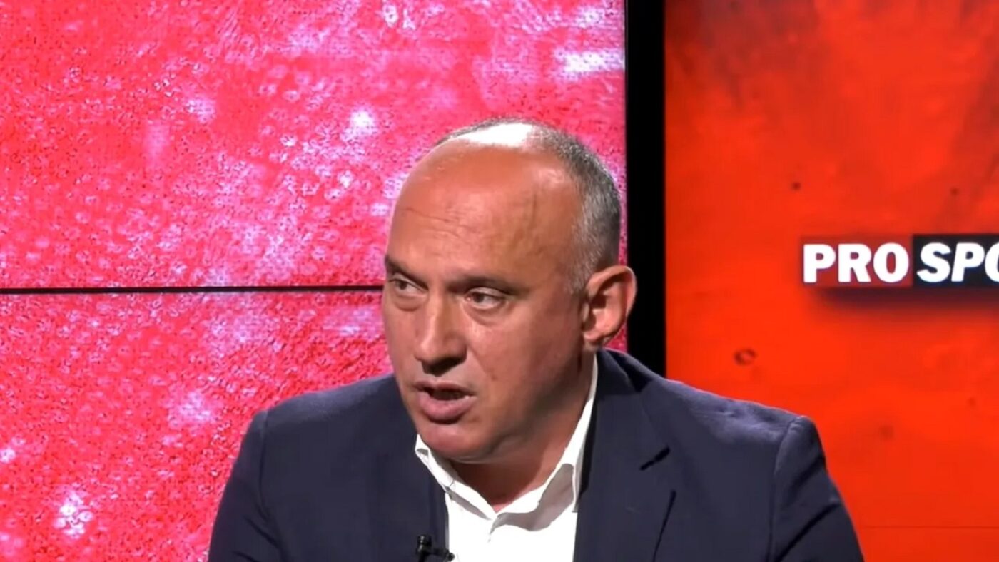Florin Prunea i-a dat replica lui Mihai Stoichiță, după atacul acestuia din ProSport: „Am avut ofertă de trei ori să devin secretarul general al FRF!”. Acuzații grave: „Îl are la mână pe Burleanu cu foarte multe chestii!” | VIDEO EXCLUSIV ProSport Live