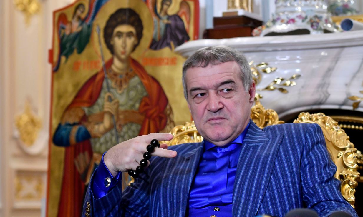 Gigi Becali știe cum să îl bată pe Gică Hagi! Vrea să copieze modelul „Regelui” înaintea meciului FCSB – Farul Constanța