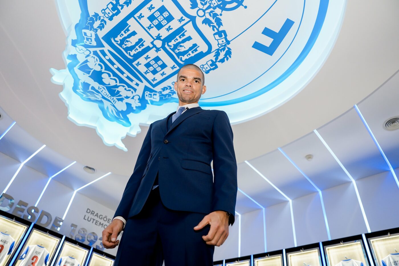 Incredibil! Pepe a ajuns la 40 de ani, dar a semnat cu o echipă de top din Europa | FOTO & VIDEO