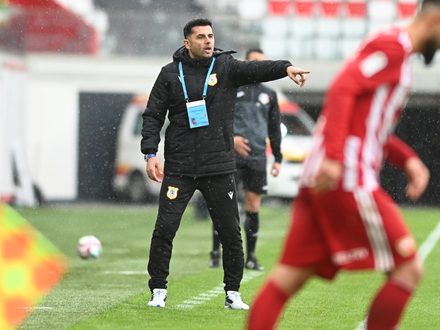 Nicolae Dică, nervos pe arbitrajul de la Sepsi – CS Mioveni 4-1: „Nu știa cum să ne dea mai repede roșu!”