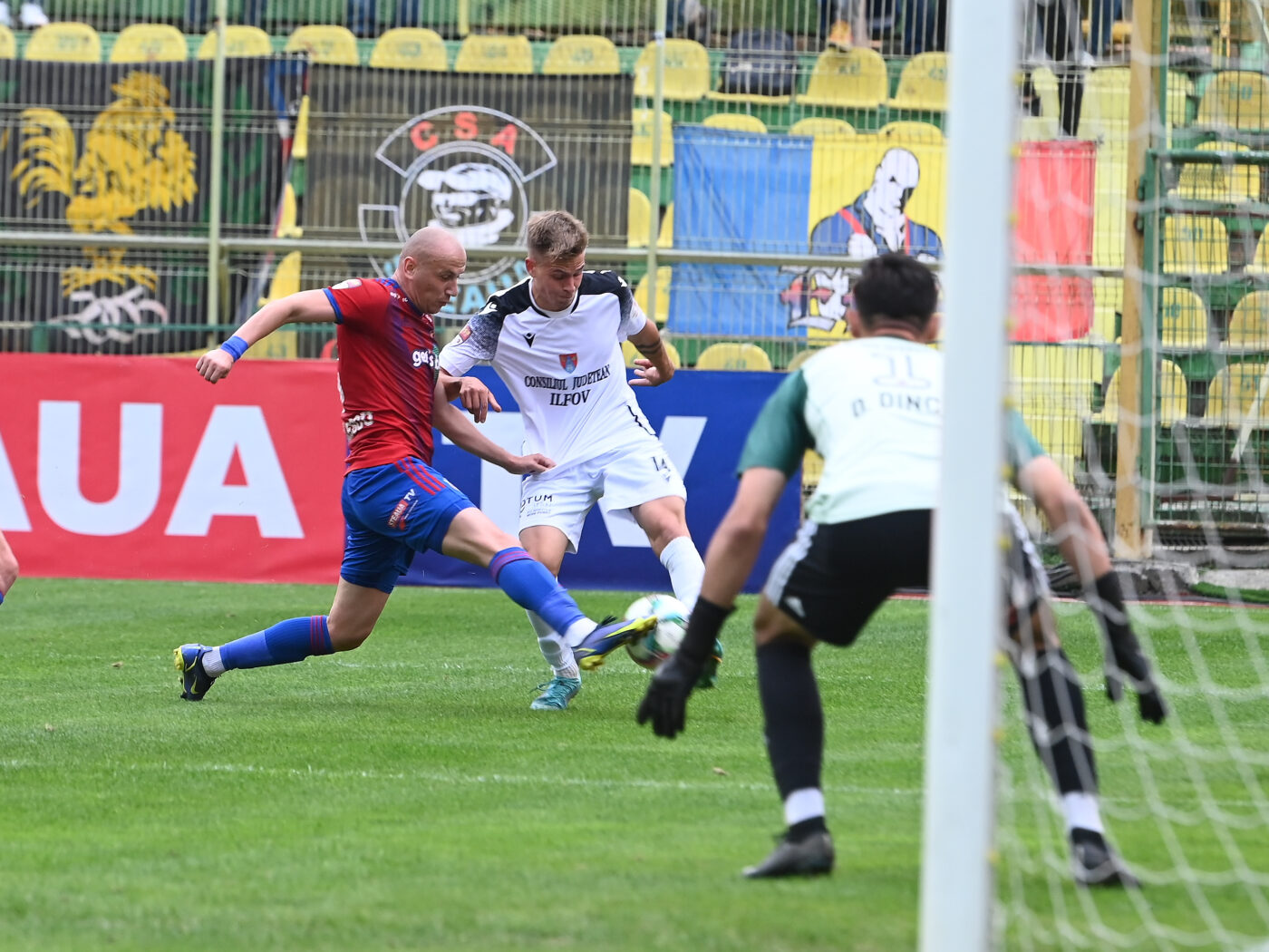 OFICIAL | Jucătorul plecat recent de la FCSB a fost prezentat de o altă echipă din Superliga!