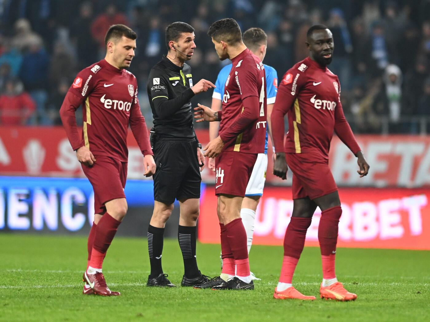 Scandal la CFR Cluj! Un jucător de top, scos din echipă de oficialii din Gruia după ce și-a cerut banii