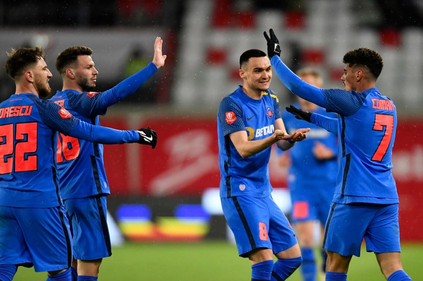 Schimbarea radicală pe care trebuie să o facă Gigi Becali la FCSB! Fostul căpitan a tras concluzia: „Ar trebui să fie titular meci de meci!” | EXCLUSIV