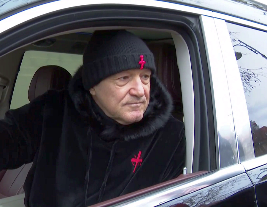Știrea momentului: Gigi Becali a plecat din România, după ce a anunțat că se retrage din fotbal și vinde FCSB! Unde a „dispărut”, în mare secret, miliardarul din Pipera