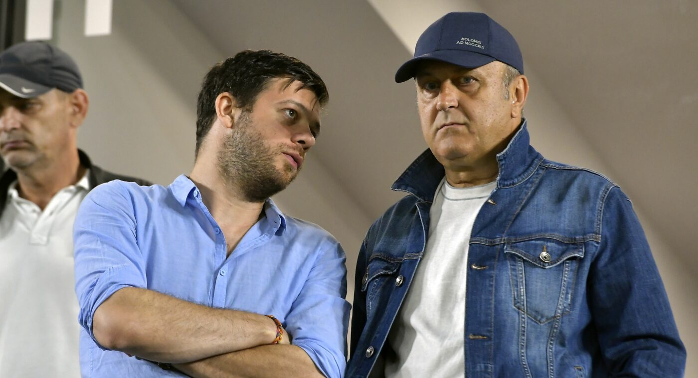 FRF vrea să îi pună cu botul pe labe pe contestatarii lui Vassaras! Amenzi uriașe pentru Adrian Mititelu și Ciprian Marica. Urmează Gigi Becali, Meme Stoica și Nelu Varga pe lista Comisiei de Disciplină și Etică